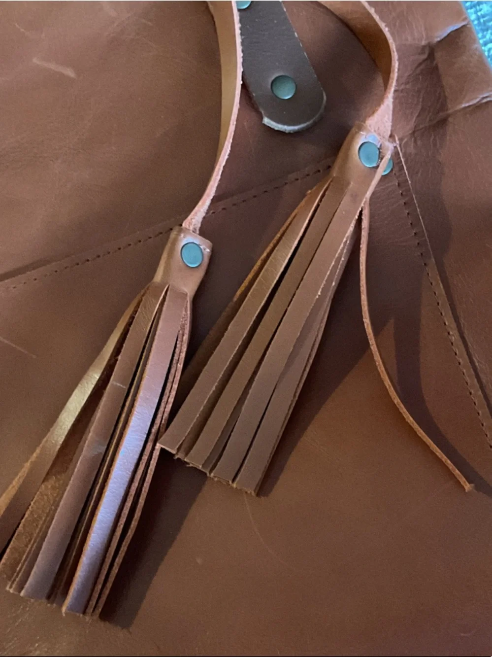 Hides Leather Tote Bag Hazelnut Brown Tassels NWT - Picture 3 of 13